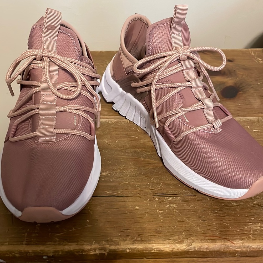 Fabletics Shoes